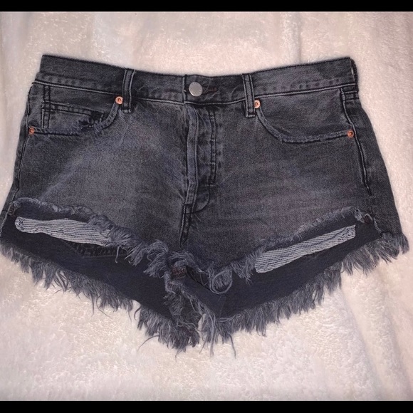 Free People denim cut off shorts - Picture 3 of 4